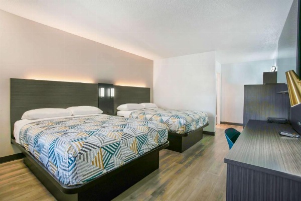 Motel 6-Bend, OR image 14