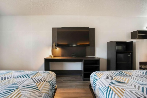 Motel 6-Bend, OR image 23