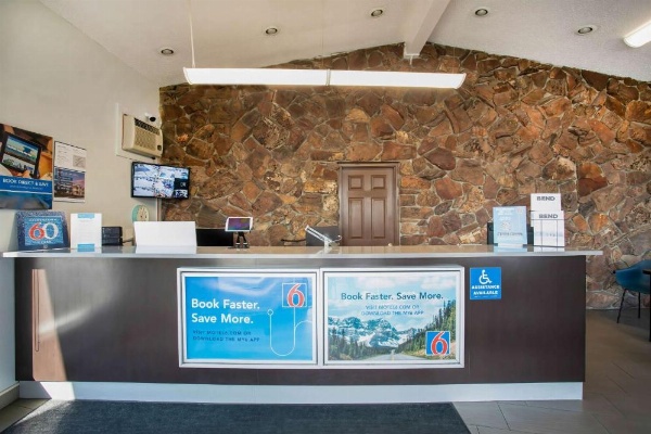Motel 6-Bend, OR image 24