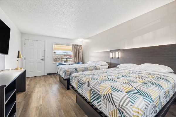 Motel 6-Bend, OR image 25